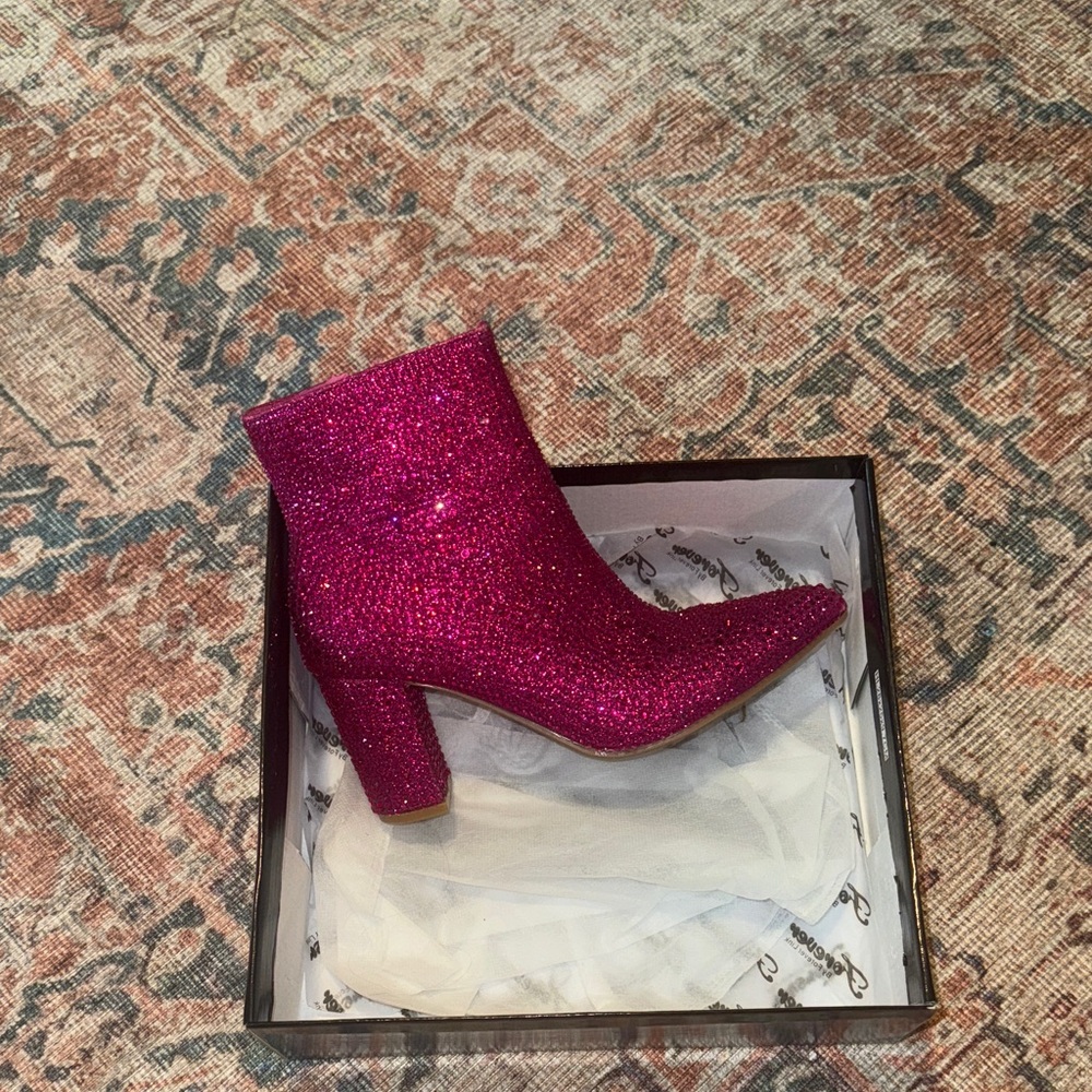 Amazon Sparkling Fuchsia Heeled Boots